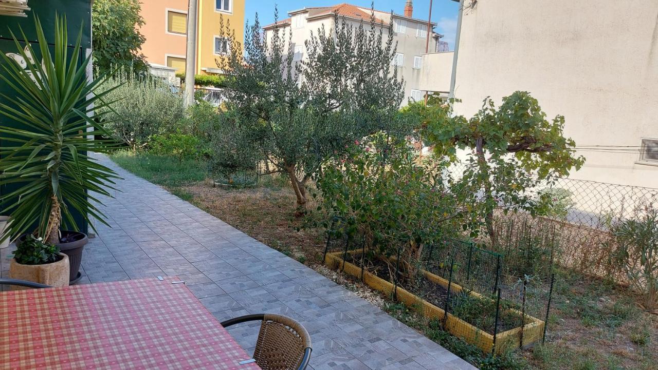 Apartment Butterfly Split - For Rest And Relaxation Ngoại thất bức ảnh