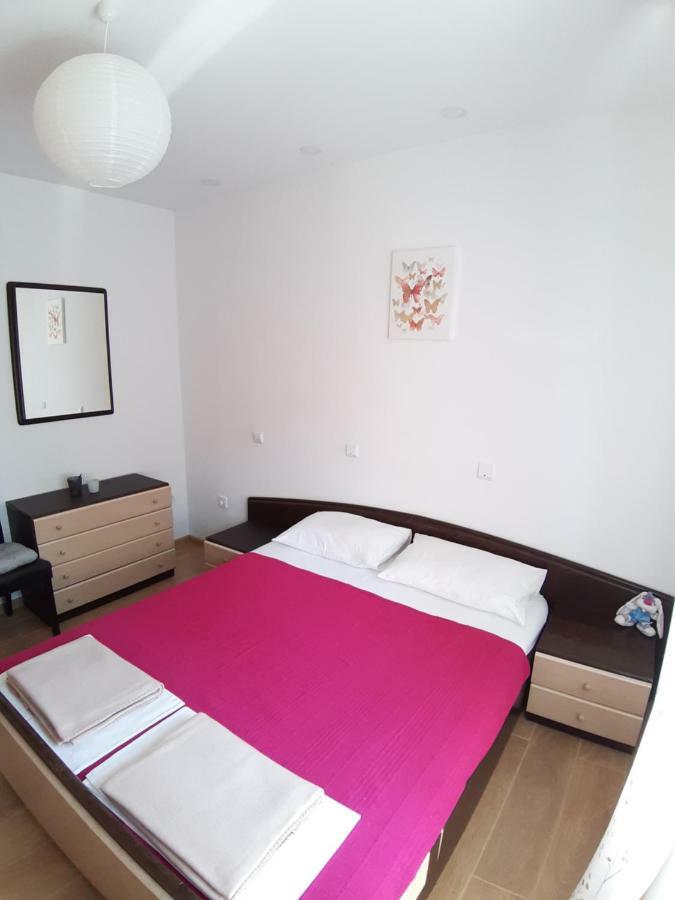 Apartment Butterfly Split - For Rest And Relaxation Ngoại thất bức ảnh