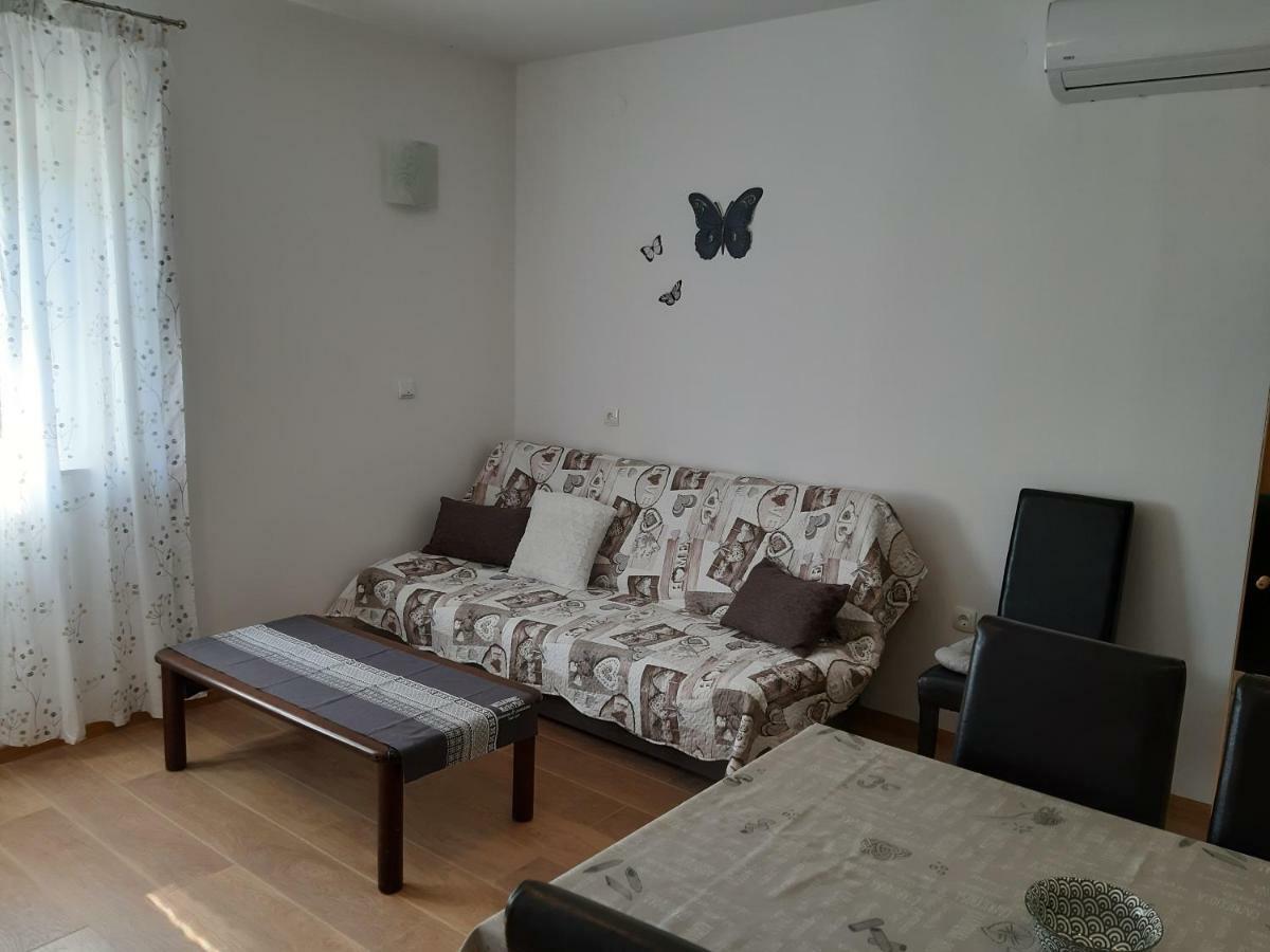 Apartment Butterfly Split - For Rest And Relaxation Ngoại thất bức ảnh