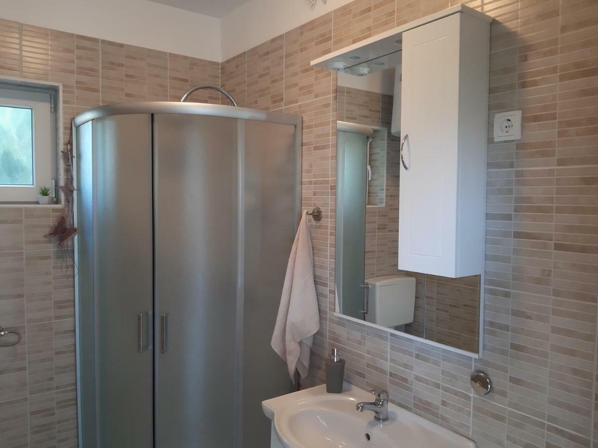 Apartment Butterfly Split - For Rest And Relaxation Ngoại thất bức ảnh