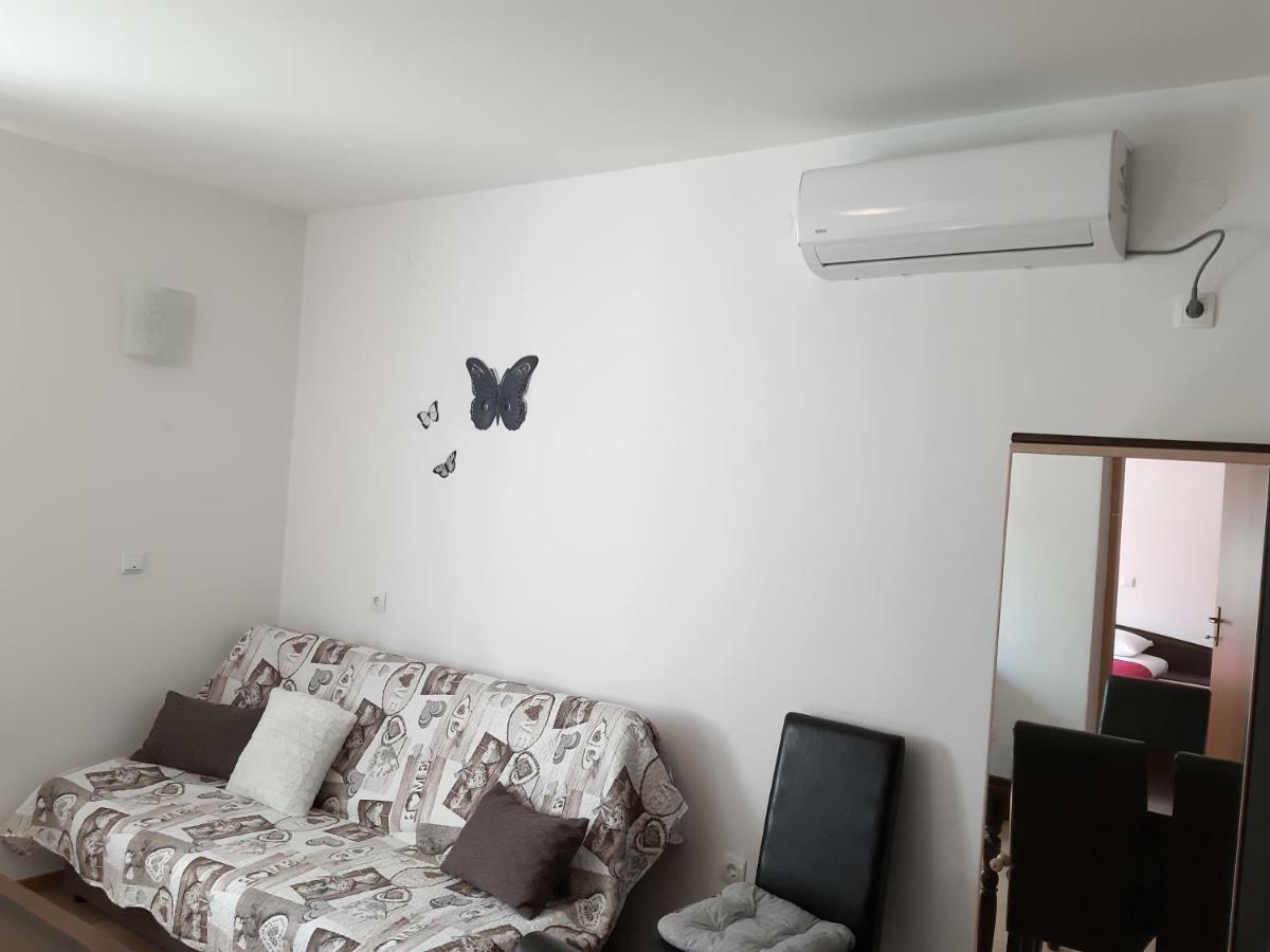 Apartment Butterfly Split - For Rest And Relaxation Ngoại thất bức ảnh